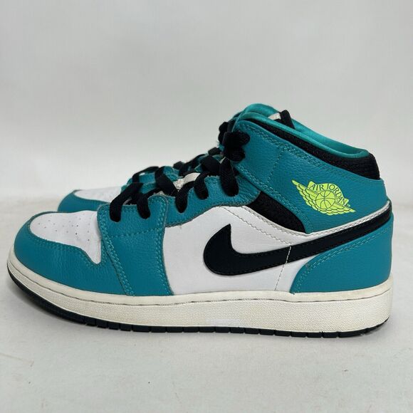 Nike Shoes Air Jordan 1 Mid GG “Volt Ice” 2024 - Picture 6 of 10